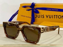 Picture of LV Sunglasses _SKUfw56704033fw